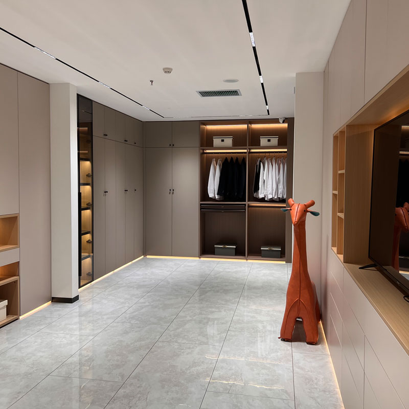 Wardrobe seomra leapa saor in aisce,